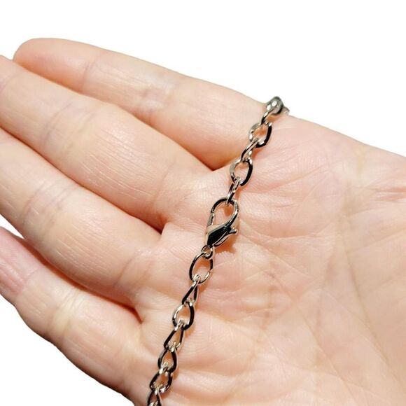 Brand New Silver Rhinestone With Pink Ribbon Hello Kitty Necklace - Picture 6 of 8